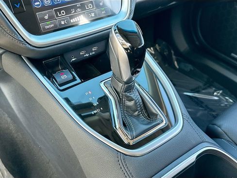 Used 2021 Subaru Outback Limited w/ Popular Package #2 image 17