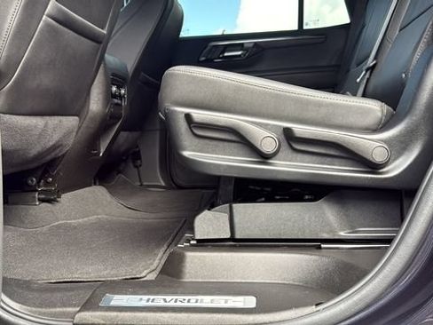 Used 2025 Chevrolet Tahoe Z71 AWD/4WD image 27
