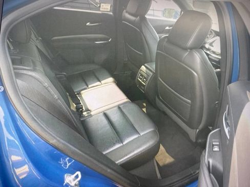 Used 2021 Cadillac XT4 Premium Luxury AWD/4WD image 6