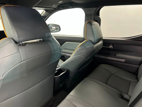 Used 2024 Toyota Tacoma 4x4 Double Cab Hybrid image 19