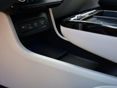 New 2026 Hyundai Tucson Limited image 52