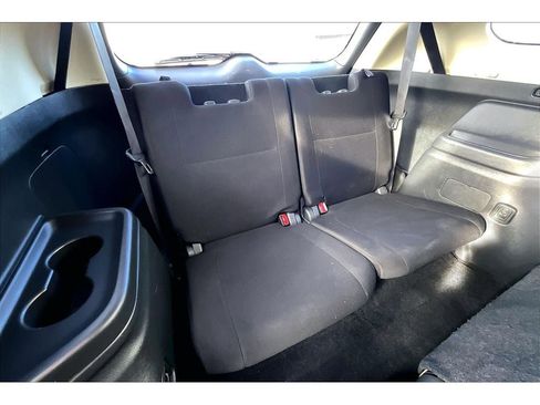 Used 2020 Mitsubishi Outlander ES image 30