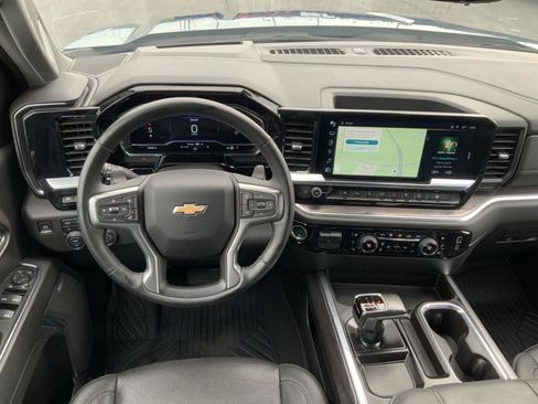 Used 2024 Chevrolet Silverado 1500 LTZ w/ LTZ Premium Package image 29
