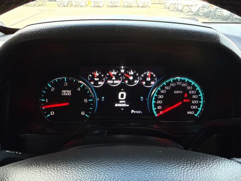 Used 2020 Chevrolet Tahoe Premier AWD/4WD image 27