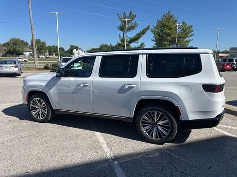 New 2025 Jeep Wagoneer Series II image 21