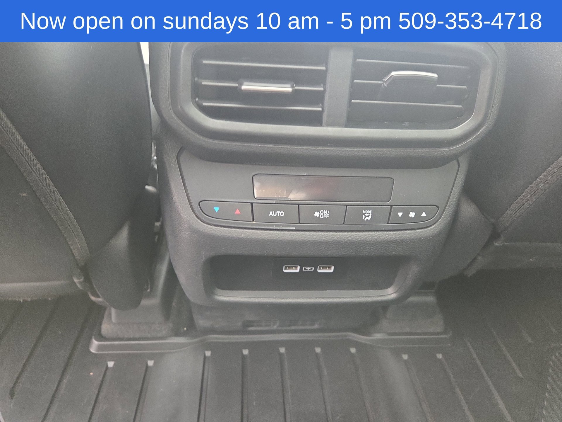Used 2023 Honda Pilot Touring image 22