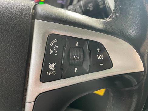 Used 2017 Chevrolet Equinox LT w/ Convenience Package image 39