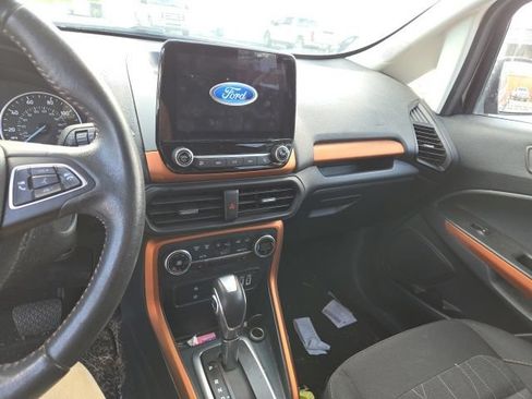 Used 2021 Ford EcoSport SE w/ SE Appearance Package FWD image 6