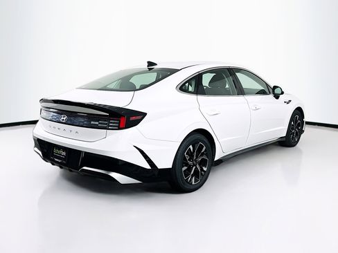 Used 2025 Hyundai Sonata SEL FWD image 9