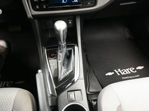Used 2018 Toyota Corolla LE w/ Body Protection Package FWD image 11