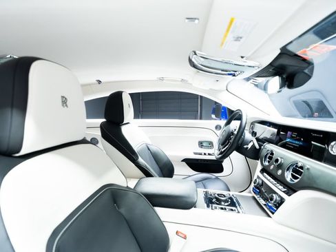 Used 2024 Rolls-Royce Spectre w/ Spectre Launch Package AWD/4WD image 46