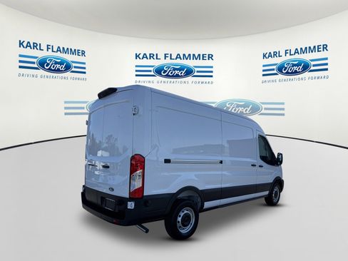 New 2026 Ford Transit 250 148 Medium Roof w/ Load Area Protection Package RWD image 3