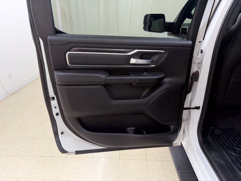 Used 2020 RAM 1500 Big Horn AWD/4WD image 14