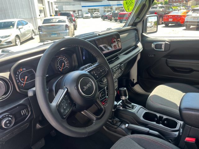 Used 2026 Jeep Gladiator Rubicon AWD/4WD image 12