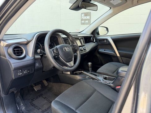 Used 2018 Toyota RAV4 LE w/ All Weather Liner Package AWD/4WD image 11