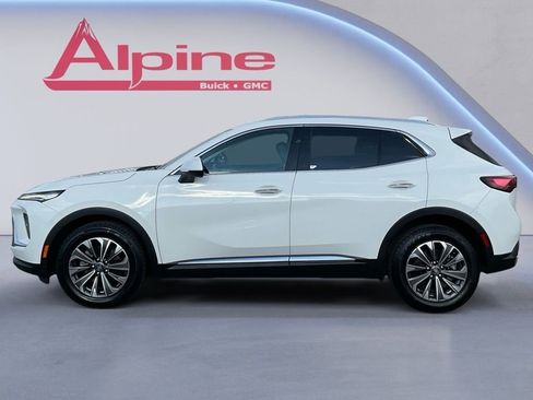 Used 2024 Buick Envision Preferred image 2