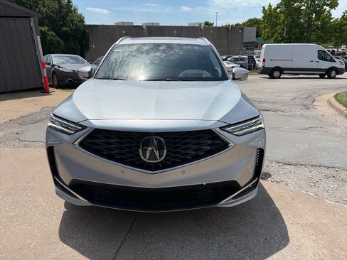 Used 2026 Acura MDX SH-AWD w/ Advance Package image 2