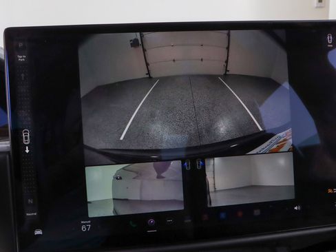 Used 2021 Tesla Model S Plaid image 19