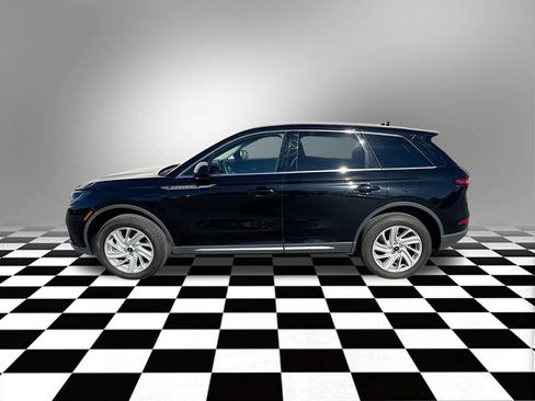 Used 2023 Lincoln Corsair AWD image 10