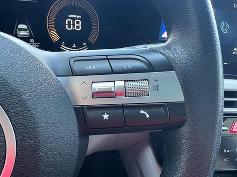 Used 2025 Hyundai Tucson SEL FWD image 19