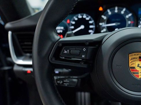 Used 2022 Porsche 911 Turbo image 34