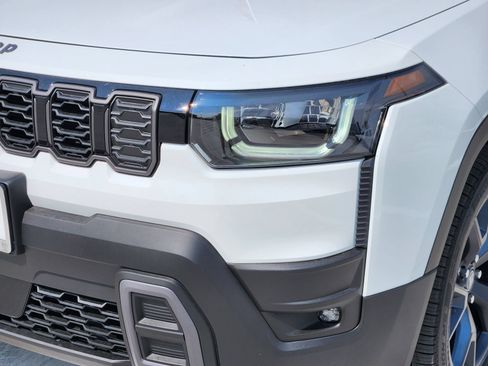 New 2026 Jeep Cherokee Limited AWD/4WD image 9