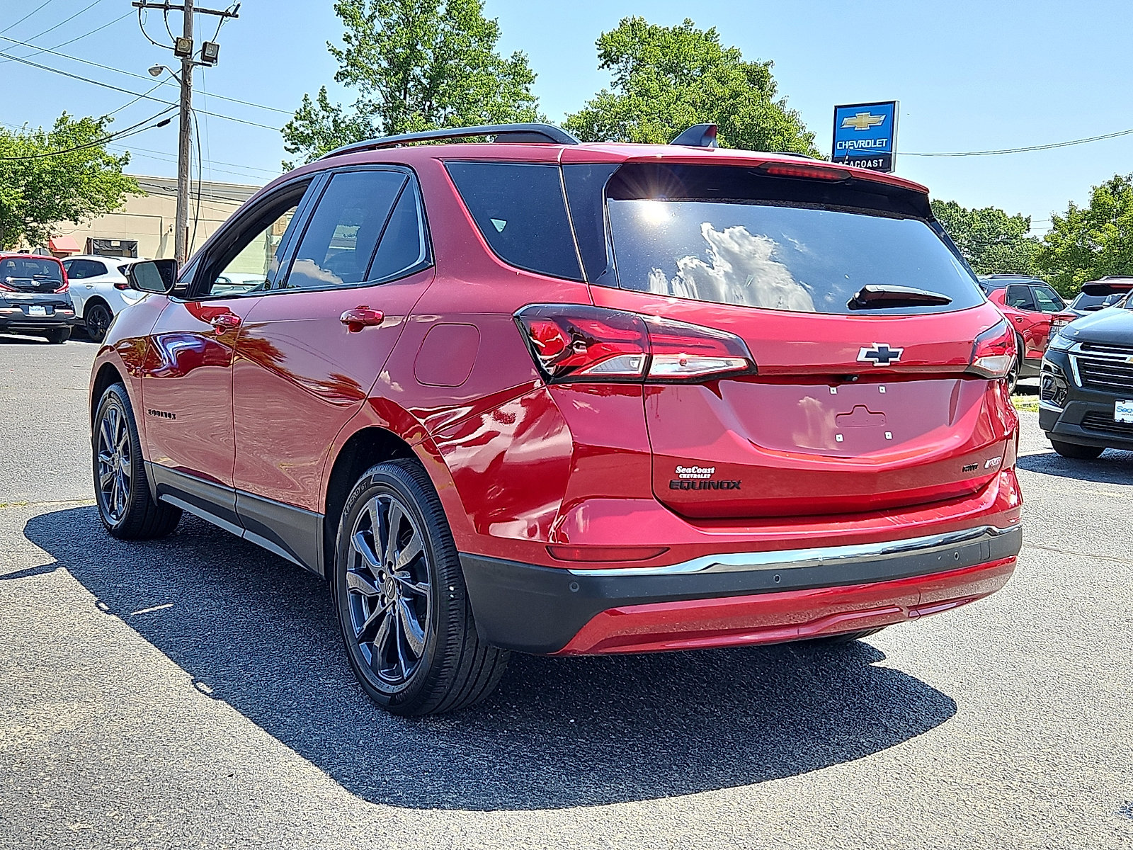 Certified 2023 Chevrolet Equinox RS w/ RS Leather Package AWD/4WD image 5