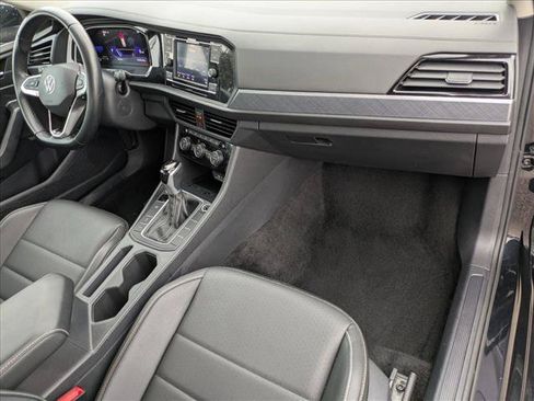 Used 2024 Volkswagen Jetta SE FWD image 20