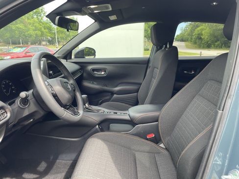 Used 2024 Honda HR-V Sport image 17