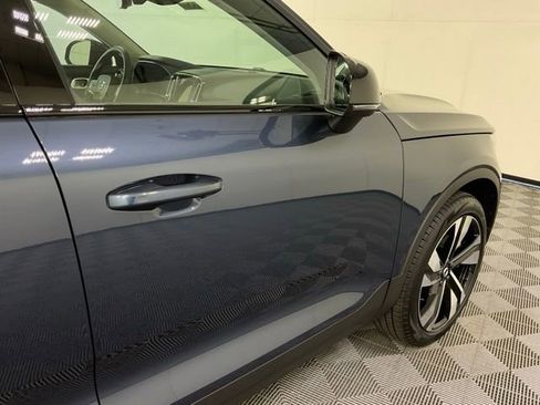 New 2026 Volvo XC40 B5 Ultra w/ Protection Package Premier image 7