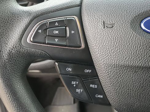 Used 2017 Ford Escape SE AWD/4WD image 26