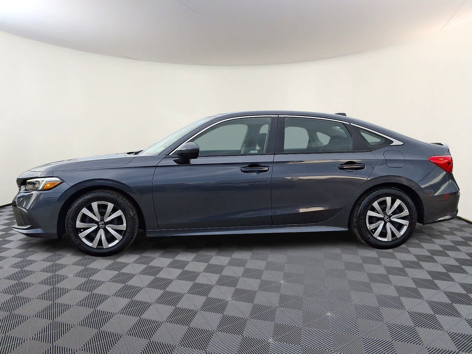 Used 2023 Honda Civic LX image 8
