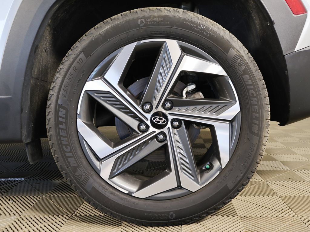 Certified 2024 Hyundai Tucson SEL AWD/4WD image 18