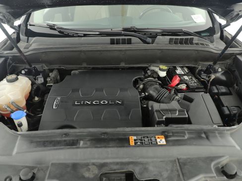 Used 2018 Lincoln MKX Reserve w/ Lincoln MKX Climate Package image 4