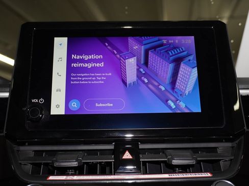 Certified 2025 Toyota Corolla LE image 10