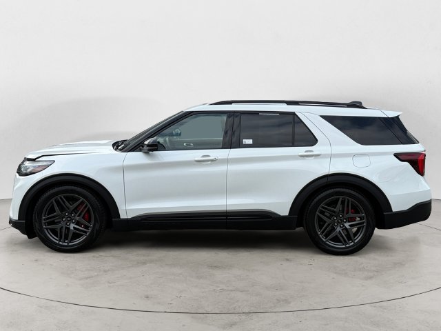 Used 2025 Ford Explorer ST AWD/4WD image 8