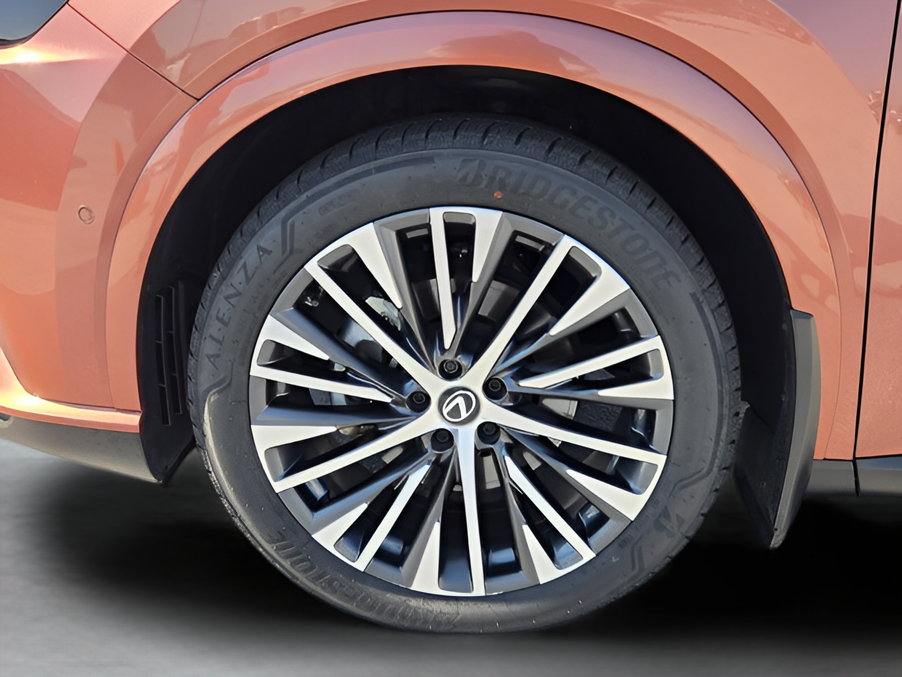 Certified 2025 Lexus RX 350h w/ Convenience Package AWD/4WD image 32
