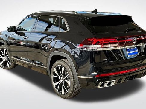 New 2026 Volkswagen Atlas Cross Sport SEL Premium R-Line image 12