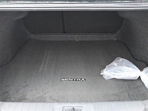 Used 2025 Nissan Sentra S image 29