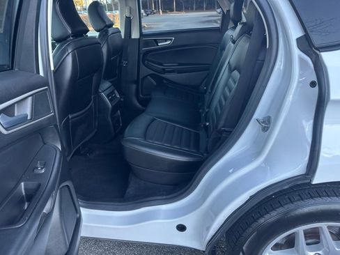 Used 2024 Ford Edge SEL image 20