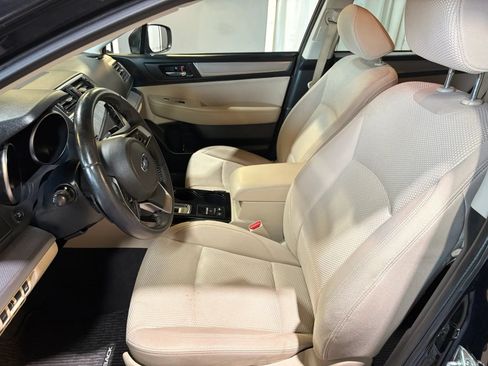 Used 2019 Subaru Outback 2.5i Premium AWD/4WD image 9