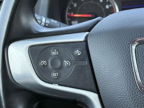 Used 2023 GMC Acadia SLT image 22