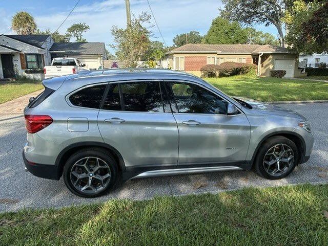 Used 2018 BMW X1 xDrive28i AWD/4WD image 5