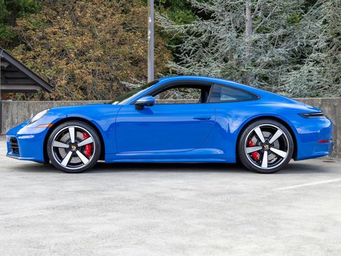 Certified 2025 Porsche 911 Carrera S RWD image 2