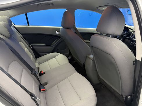 Used 2018 Kia Forte LX FWD image 24