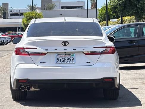Used 2026 Toyota Camry SE w/ Multimedia Upgrade Package FWD image 5