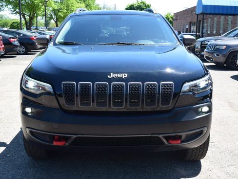 Used 2019 Jeep Cherokee Trailhawk w/ Comfort/Convenience Group AWD/4WD image 3