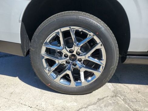 New 2026 GMC Yukon XL Denali w/ Sun & Power Step Package AWD/4WD image 6