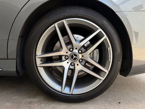 Used 2019 Mercedes-Benz S 560 Sedan image 24