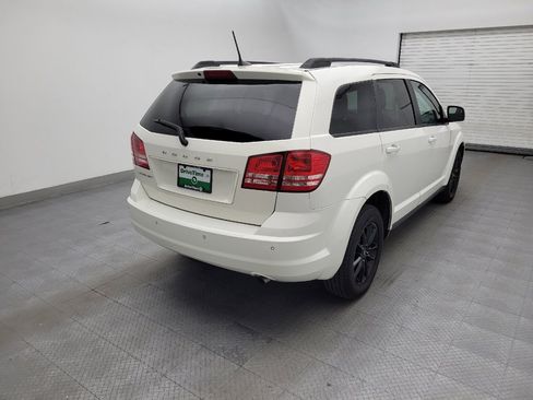 Used 2020 Dodge Journey SE w/ SE Popular Equipment Group FWD image 9